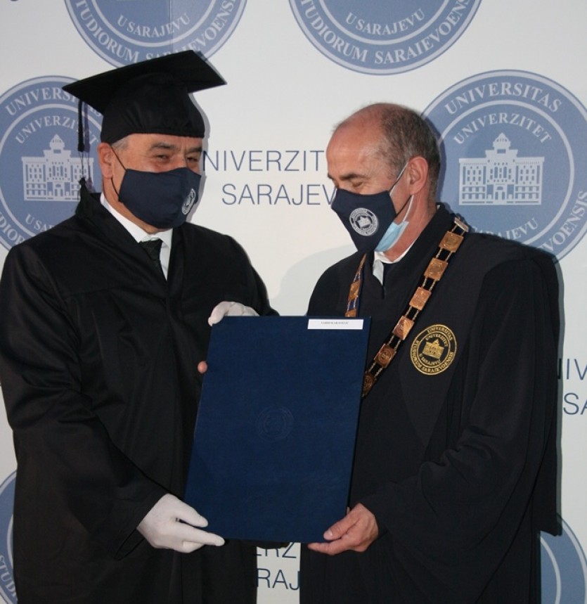 General Vahid Karavelić promovisan u Doktora nauka na UNSA