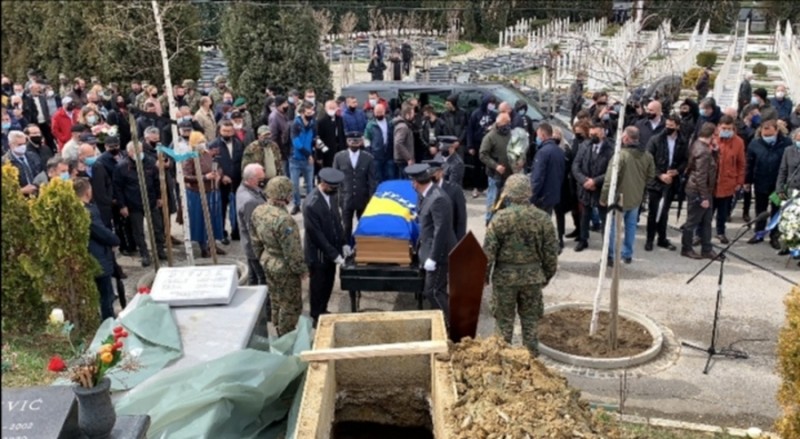 Sahranjen Jovan Divjak, penzionisani general Armije Republike Bosne i Hercegovine5