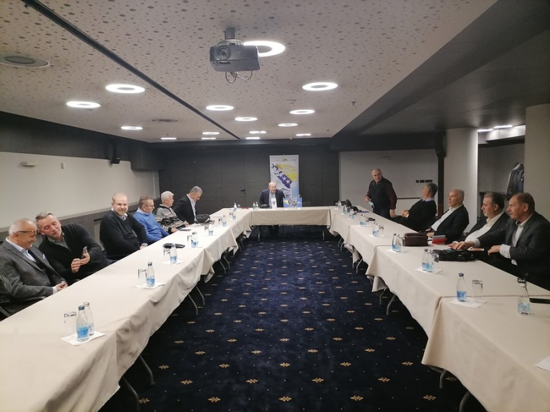 Prošireni sastav Upravnog odbora Udruženja generala Bosne i Hercegovine analizirao društveno-političku situaciju u Državi1