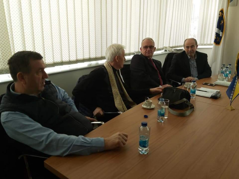 Upravni odbor Udruženja generala Bosne i Hercegovine sa ministrom Salkom Bukvarevićem3