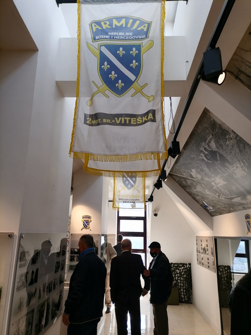 Članovi Udruženja generala Bosne i Hercegovine na brdu Žuč4