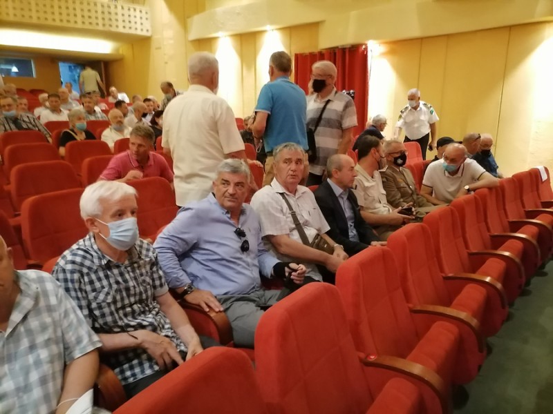 U rodnom Čeliću sahranjen general Hazim Šadić5